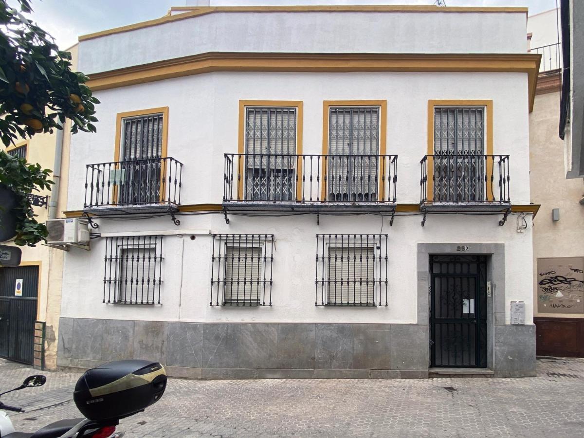 Apartment Wall Center - Aloha Sevilla Exterior photo